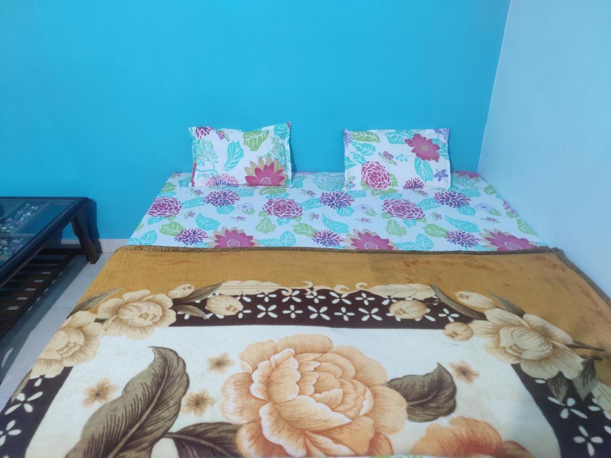 Nidhivan Homestay Vrindāvan Eksteriør bilde
