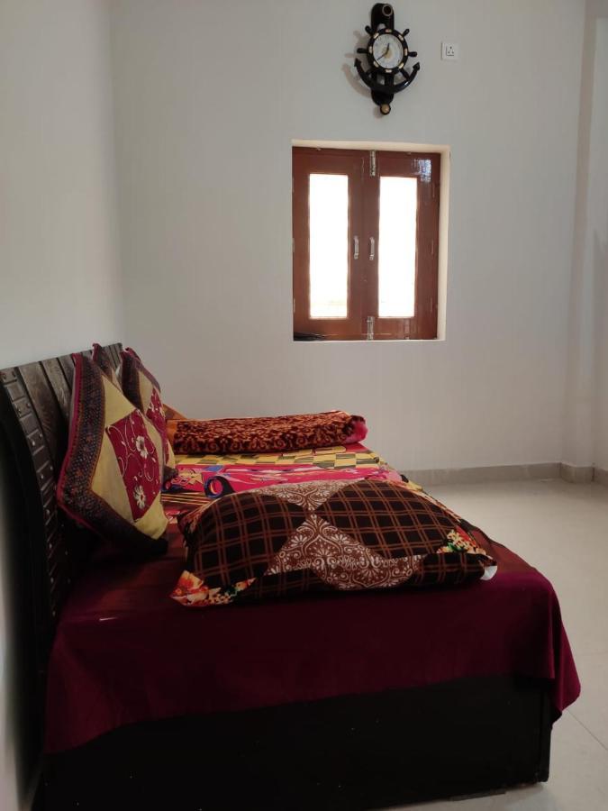 Nidhivan Homestay Vrindāvan Eksteriør bilde